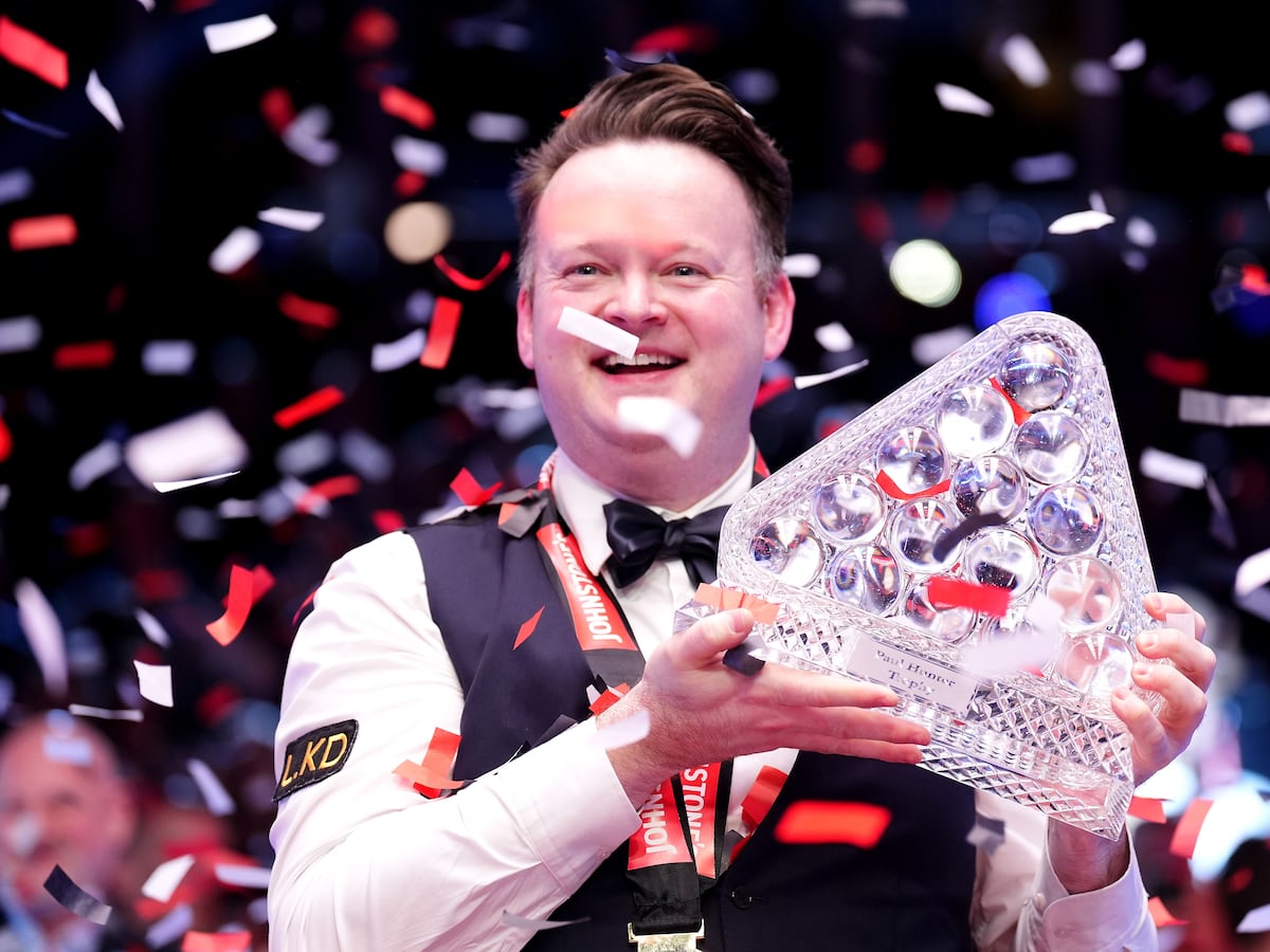 Shaun Murphy holds off Kyren Wilson fightback to win second Masters title