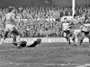 Action from the FA Cup fifth-round tie at Goodison Park in 1985