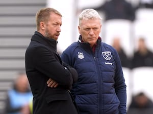 Graham Potter and David Moyes talk on the touchline