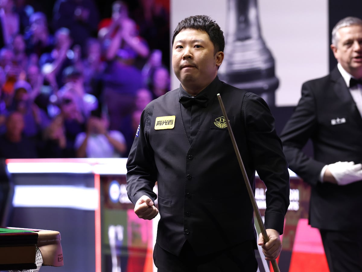 Zhang Anda hits 147 as Judd Trump and Neil Robertson fume at ‘unplayable’ table