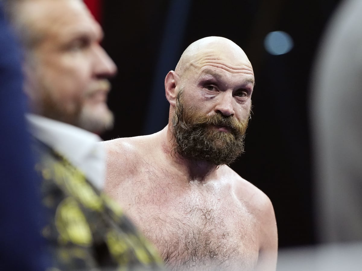 Promoter Frank Warren brands Tyson Fury’s loss to Oleksandr Usyk ‘nuts’