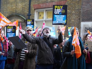 Sixth form college teachers industrial action