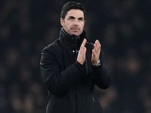 Mikel Arteta claps the Arsenal fans