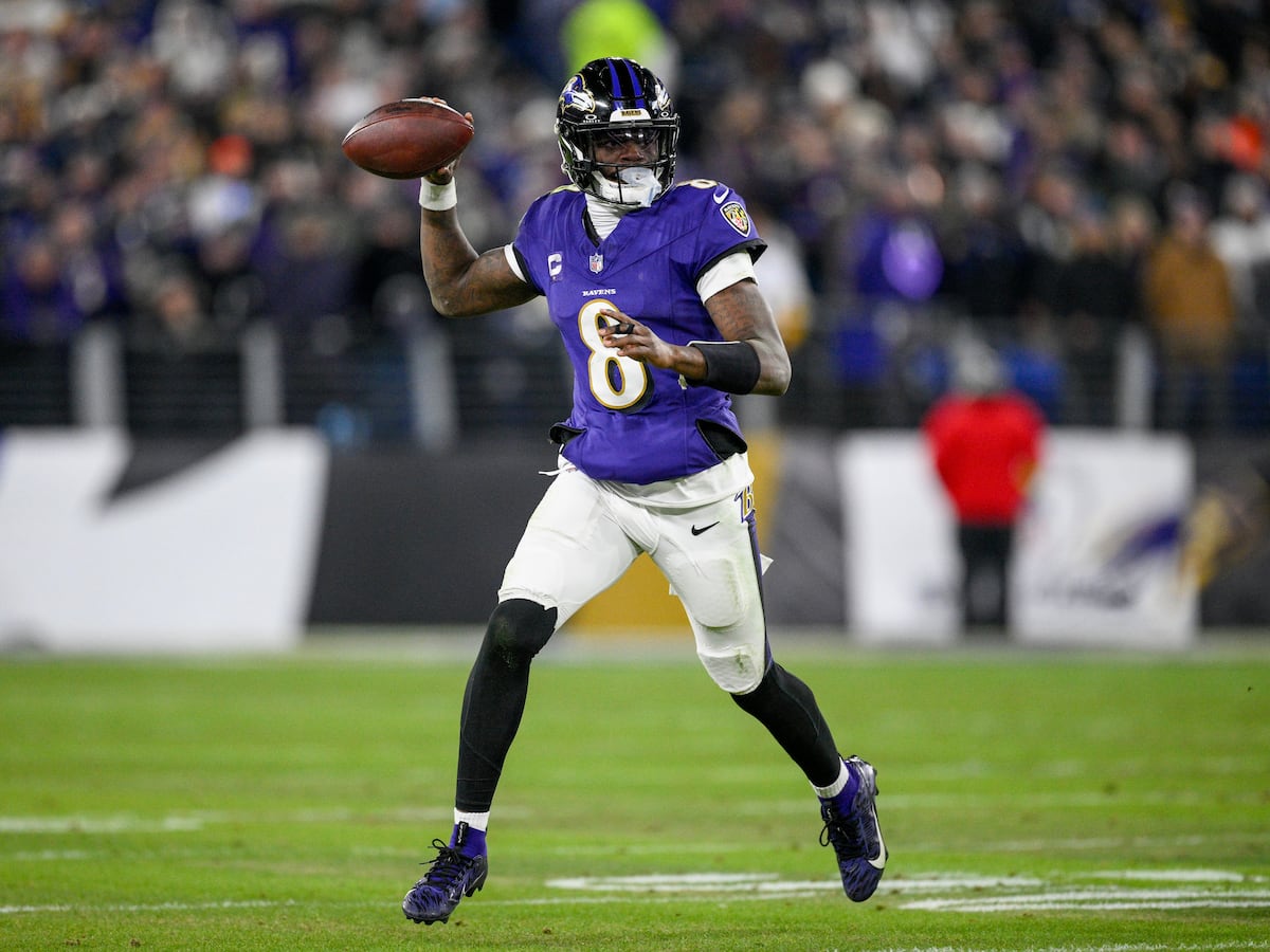 Baltimore Ravens eclipse Pittsburgh Steelers 28-14 to advance in AFC play-offs