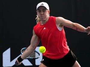 Sonay Kartal strikes a forehand against Jessica Bouzas Maneiro