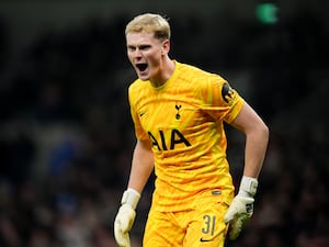 Antonin Kinsky shouts during his Tottenham debut