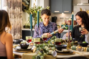 To help ease the stress of the festive season, premium housebuilder, Redrow, shares its top tips for first-time hosts in the West Midlands to make their house feel like home this Christmas 