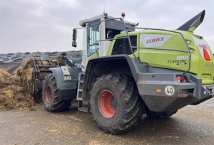 The Claas Torian can be fitted with 750/65 R26 VF tyres that enable it to carry 40% greater load at the same pressure as a conventional tyre.