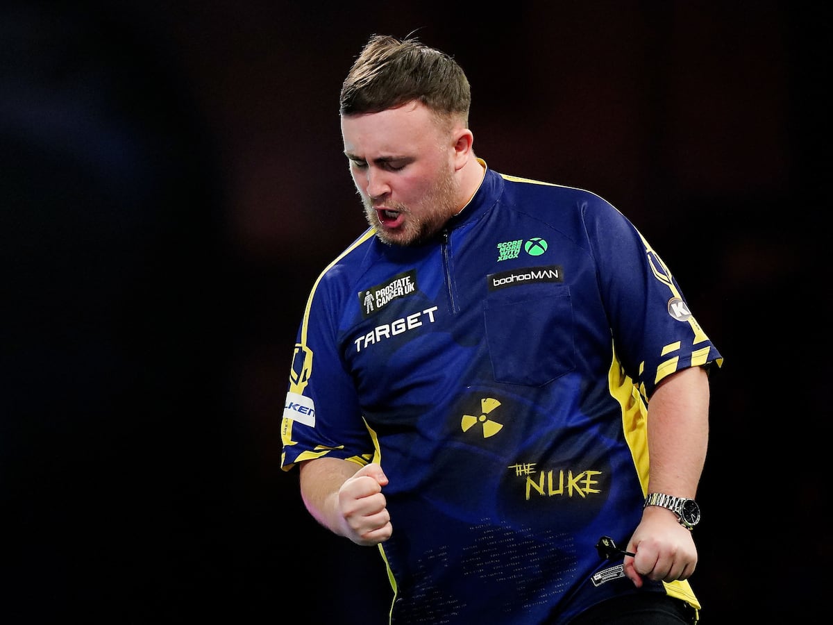 Luke Littler closes in on history after easing into World Championship final