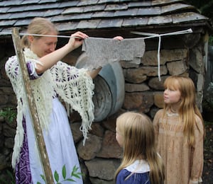 Rebecca Smith, Amber Owen and Hazel Owen (Cratchit family)