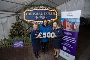 Taylor Wimpey North Midlands and Telford Steam Railway commemorate the festive sponsorship