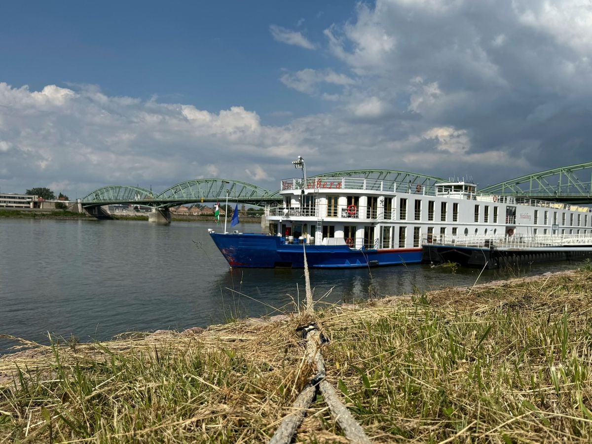 Two dead and five missing after Danube boat collision in Hungary ...