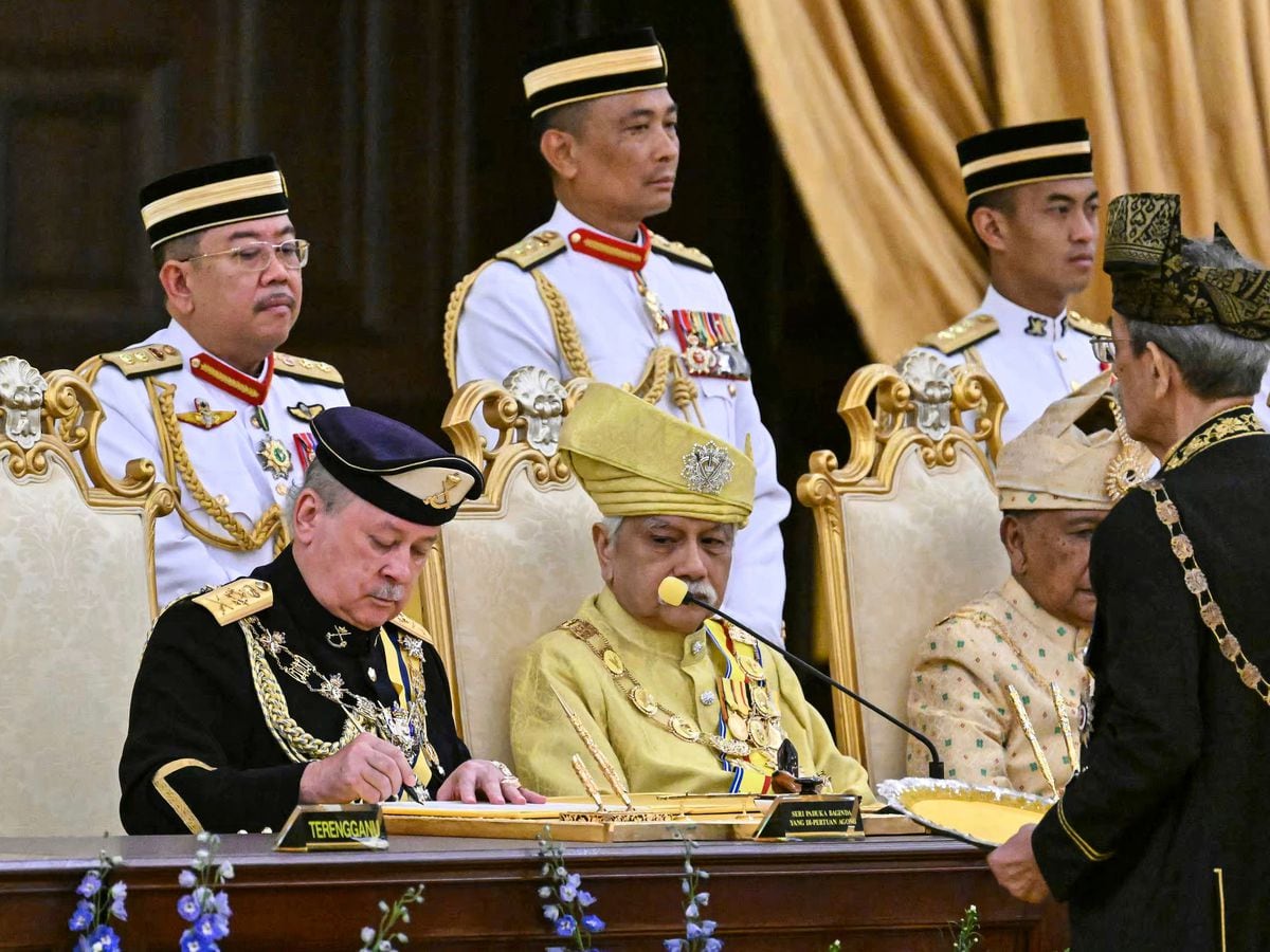 Billionaire Sultan Ibrahim Iskandar sworn in as Malaysia’s 17th king ...