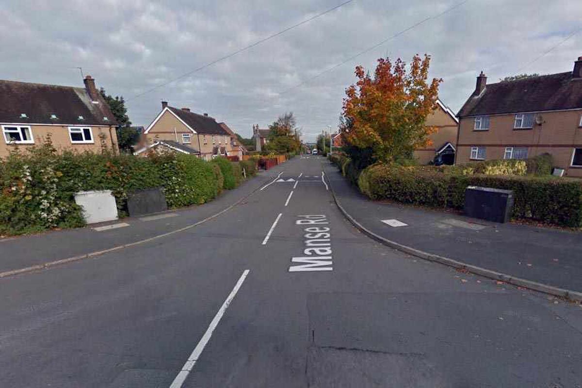 Man Knocked Unconscious After Being Hit By Group In Broad Daylight On Telford Alleyway