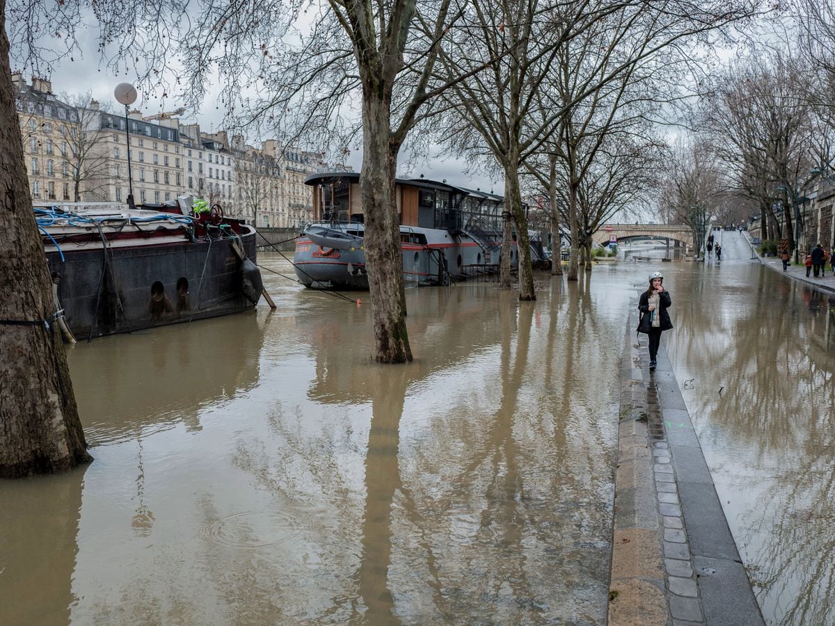 Flooding Hits French Towns As Water Recedes Elsewhere Shropshire Star 