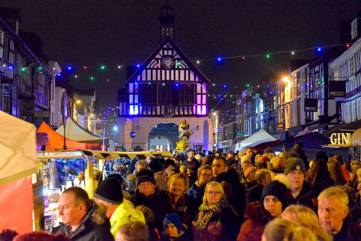 GALLERY Crowds turn out for Bridgnorth Christmas lights switch on