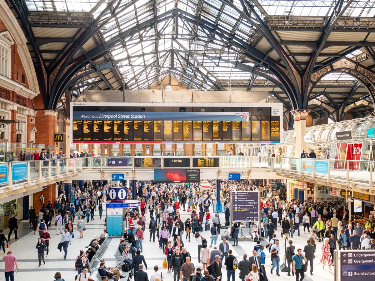 Liverpool Street replaces Waterloo as busiest railway station ...