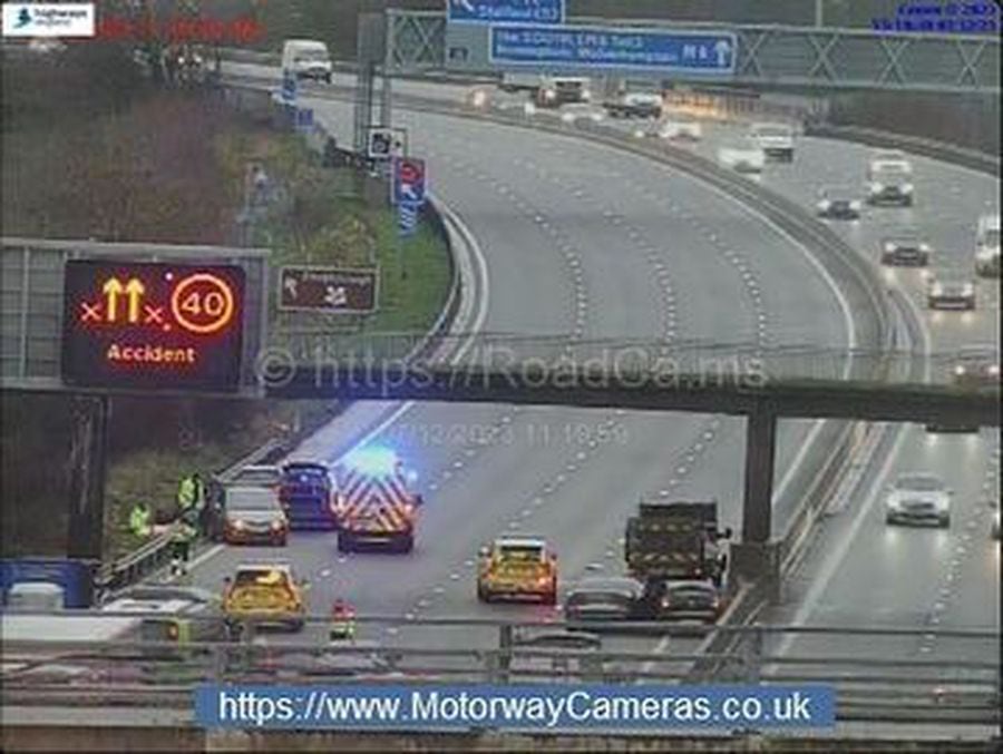 Young Woman Seriously Injured In 'multi-vehicle' M6 Crash Leading To ...